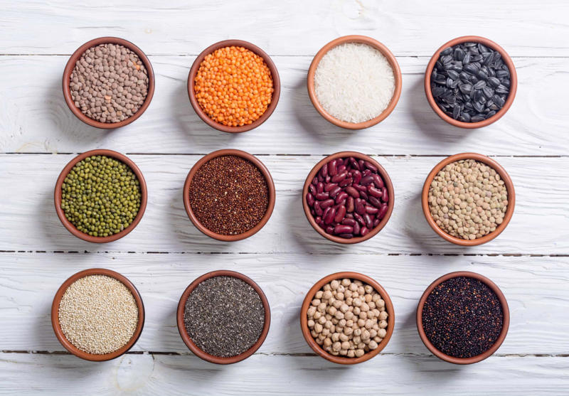 Spine health, Proper nutrition, What to eat for good spine health, Plant-based proteins, Leafy green vegetables, Omega-3 fatty acids, Herbs and spices, Rosemary, Red grapes, Reduce swelling, boost nerve function, Go bananas!, Are you nuts?