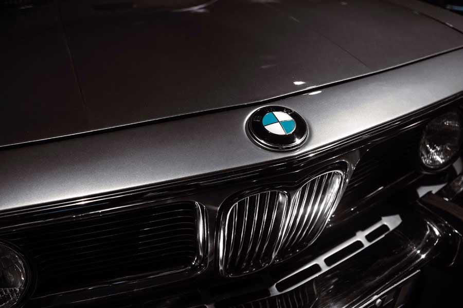 日本車デザイン、世界を魅了, ブランド・メッセージを可視化するデザイン, 差別化が難しくなるデザイン, 日本を全面に打ち出したデザインで勝負