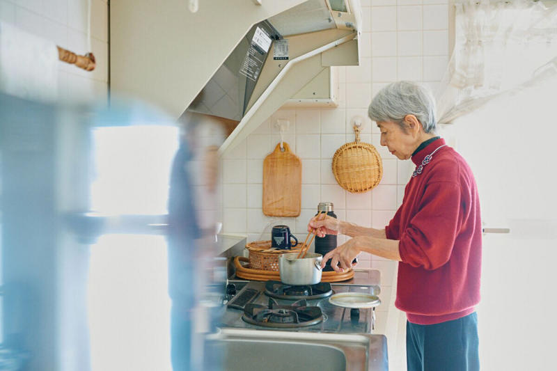 ひとりだからこそ、暮らしのルーティンは自由でいい, 家事は「朝のうちにすませる」方が気分良好, 掃除は毎日しなくていい。自由な発想で心地いい暮らし, 自由＝怠惰ではない。生活の工夫で気持ちを上げるのが大事