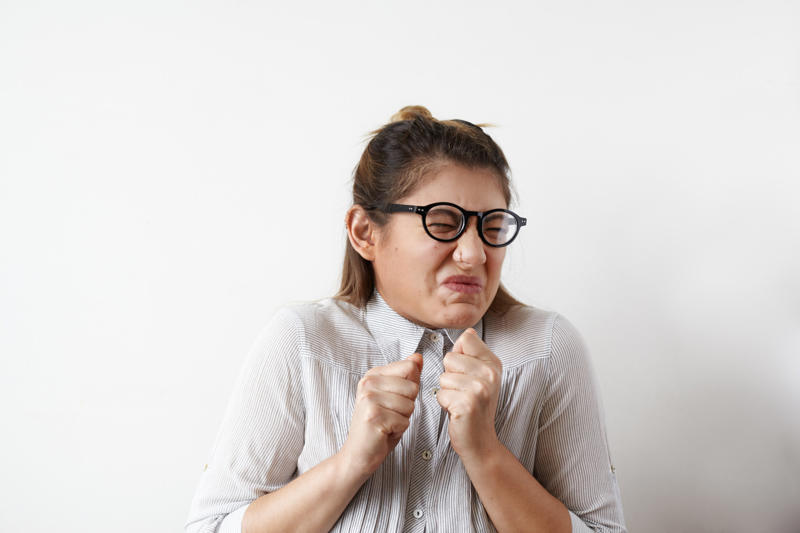 Name-dropping Humblebragging, Overseriousness, Lack of engagement, Lack of emotional intelligence, Name-dropping, Spreading rumors, Oversharing, Complaining, One-upping, Unreliability