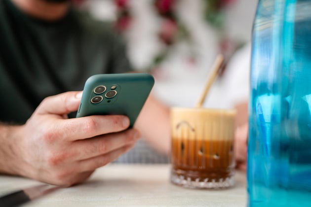 How Much Screen Time Is Too Much Screen Time?, When Is Smartphone Use A Problem?, You May Find A Solution By Dumbing Down., Minimal Tech Can Also Save You Money., Or You Can Just Block Your Phone’s Internet.