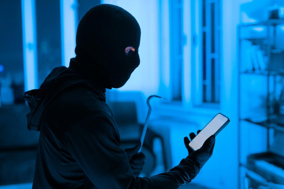 Don't get too jammed up , Wireless Jamming 101, Counter-measures, Still worried? Avoid Wi-Fi altogether, The bottom line