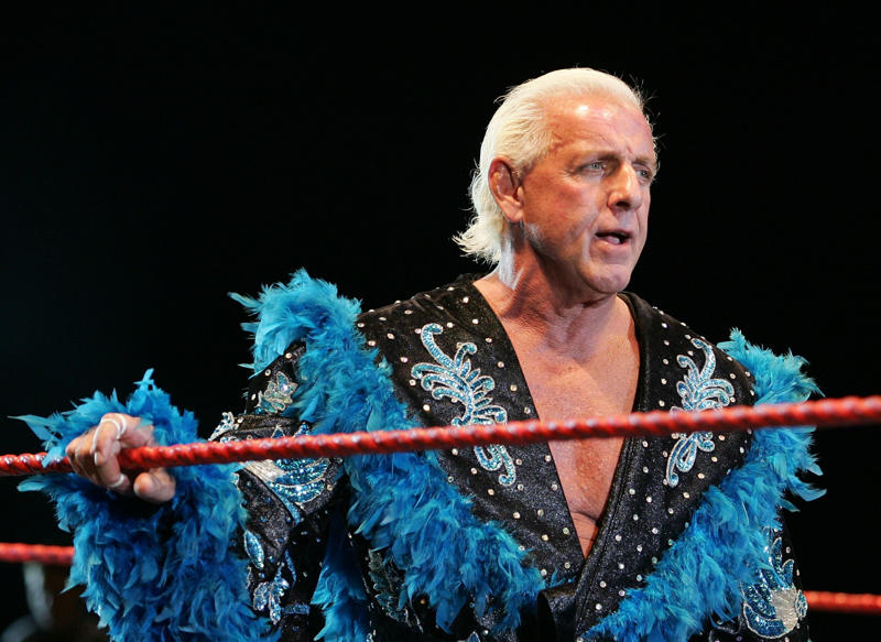 Ric Flair Jamie Foxx, Nelson Mandela, John Lennon, Steve Jobs, Eric Clapton, Kelly Preston, Frances McDormand, Sarah McLachlan, Ray Liotta, Skrillex, Ric Flair, Marilyn Monroe, Nicole "Snooki" Polizzi, Bill Clinton, Lance Armstrong