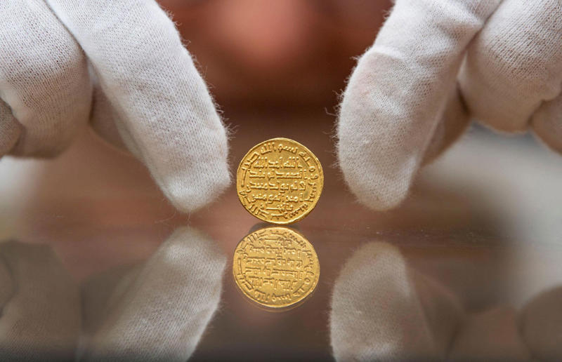 25. 350-300 BC Pantikapaion Gold Stater: .8 million (.3m/£4m today), 24. 1740 Ivan VI Pattern Silver Rouble: .86 million (.4m/£4.1m today), 23. 1804 Draped Bust Silver Dollar Class I MHQG Specimen: .88 million (.3m/£4m today), 22. 1885 Trade Dollar: .96 million (m/£3.8m today), 21. 1898 Single 9 Pond:  million (.9m/£4.4m today), 20. 2007  Million Canadian Gold Maple Leaf:  million (.9m/£4.4m today), 19. 42 BC Aureus of Marcus Junius Brutus: .2 million (.2m/£3.9m today), 18. 1913 Liberty Head Nickel Walton Specimen: .2 million (£3.2m), 17. 1907 Saint-Gaudens Double Eagle Ultra High Relief: .32 million (£3.2m), 16. 1907 Saint-Gaudens Double Eagle Ultra High Relief: .75 million (.6m/£4.2m today), 15. 723 Umayyad Gold Dinar: .78 million (m/£4.5m today), 14. 1913 Liberty Head Nickel Eliasberg Specimen:  million (.7m/£5.8m today), 13. 1787 Brasher Doubloon EB Punch on Wing:  million (.4m/£4.8m today), 12. 1804 Plain Four Draped Bust Eagle: .28 million (.2m/£4.7m today), 11. 1870 Three-Dollar Piece: .52 million (.5m/£4.9m today), 10. 723 Umayyad Gold Dinar:  million (.5m/£6.4m today), 9. 1794 Flowing Hair Silver Dollar Lord St Oswald Specimen: .6 million (.6m/£6.4m today), 8. 1903 Fengtien Tael: .9 million (£5.2m), 7. 1861 Paquet Liberty Head Double Eagle: .2 million (.5m/£6.4m today), 6. 1787 Brasher Doubloon EB Punch on Breast: .4 million (.5m/£7.9m today), 5. 1804 Draped Bust Silver Dollar Class I Childs-Pogue Specimen: .68 million (.1m/£6.8m today), 4. 1822 Half Eagle Eliasberg-Pogue Specimen: .4 million (.9m/£7.4m today), 3. 1787 Brasher Doubloon EB Punch on Wing: .36 million (.1m/£8.3m today), 2. 1794 Flowing Hair Silver Dollar Neil-Carter Specimen:  million (£9m)