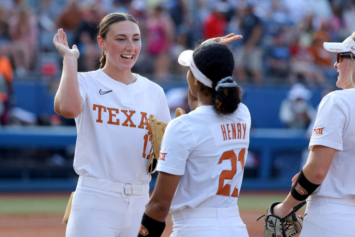 Unforgettable photos from the 2024 Women's College World Series softball championship