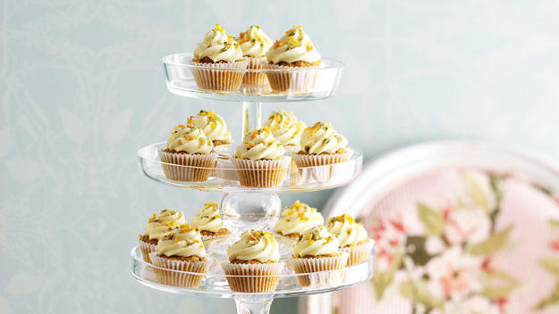 Sweet morning tea ideas, Julie Goodwin’s coffee cake with walnuts , Orange and blueberry syrup cake , Chocolate, hazelnut and coffee scrolls , Apple carrot cake , Simple apple loaf cake , Brown butter loaf cake , Vanilla slice , Our best ever lemon tart , Easy banana muffins with pecans , Lemon blueberry cake with mascarpone icing , The best Anzac biscuits recipe of all time , No-bake Mars Bar slice , Easy scone recipe , Apple tea cake , Mixed berry muffins , Rocky road , Banana bread with passionfruit icing , Apple berry crumble slice , Vanilla cinnamon shortbread , Florentine slice , Sour cherry custard tart , Raspberry and vanilla crumble slice , Rustic mini custard tarts , Orange and poppy seed friands , Roasted hazelnut brownies , Apple and pear tarte tatin , Cherry syrup cake , Our baking traditions