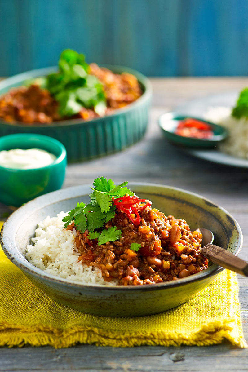 Gluten-free Mediterranean stuffed capsicums , Cheesy taco pasta , How do you fry mince?, How long should you cook mince for?, Can you put hot mince straight in the fridge?, How long does cooked mince last in the fridge?