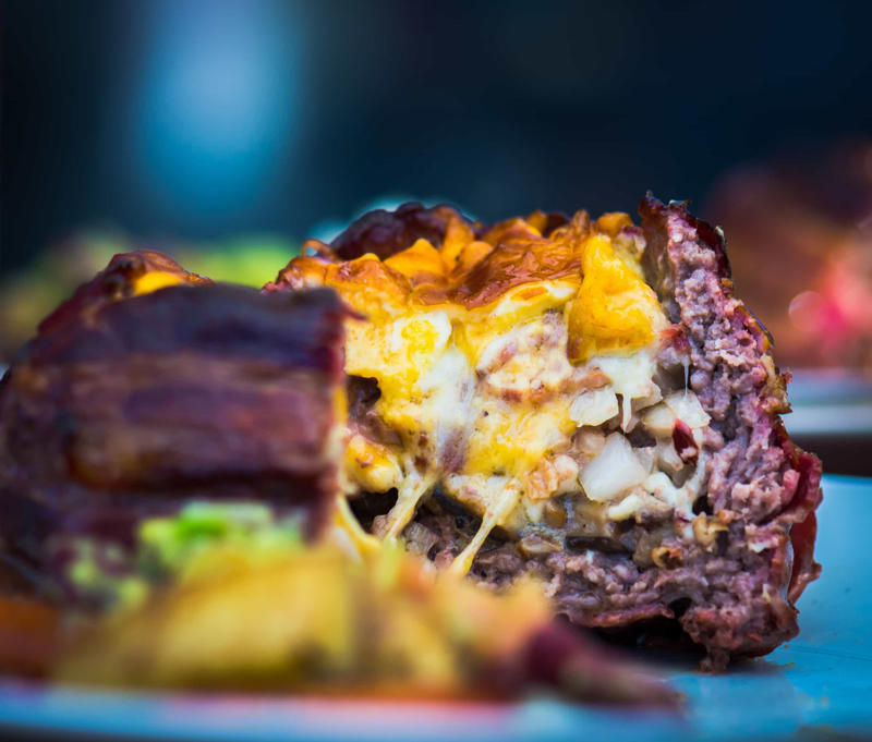 Caribbean-style burger, Southern BBQ pork burger, Teriyaki burger with grilled pineapple, Chimichurri burger, Black bean burger, Filled burger, Beetroot burger, Tuna burger, Thai burger with peanut sauce, Muffin-tin burger, Turkey burger with guacamole, Portobello burger, Turkey chili burger, Fish and shrimps burger, Chickpeas burger, Meat and seafood burger