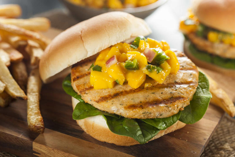 Caribbean-style burger, Southern BBQ pork burger, Teriyaki burger with grilled pineapple, Chimichurri burger, Black bean burger, Filled burger, Beetroot burger, Tuna burger, Thai burger with peanut sauce, Muffin-tin burger, Turkey burger with guacamole, Portobello burger, Turkey chili burger, Fish and shrimps burger, Chickpeas burger, Meat and seafood burger