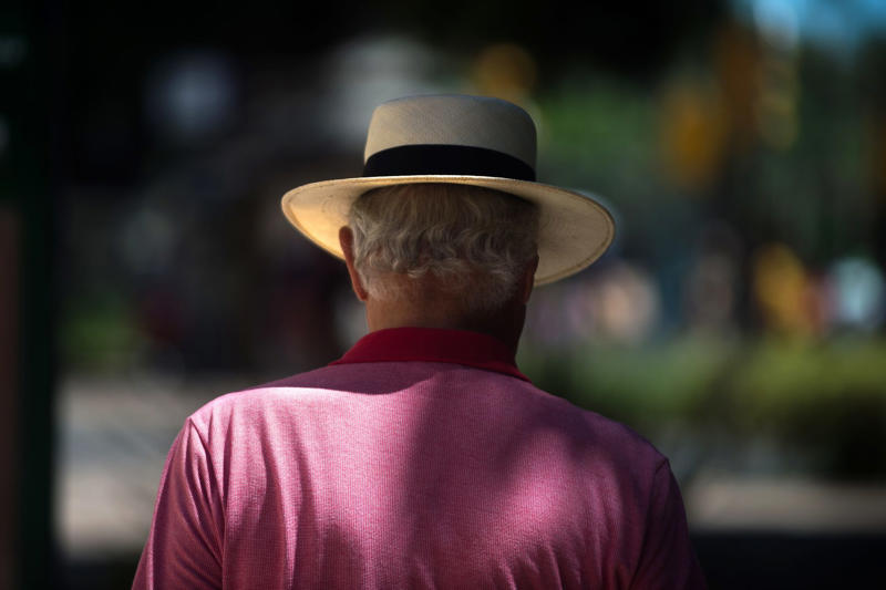 Almost a century and a half of life How long will humans be able to live?, We are living 30 years longer than we did in 1850, More and more octogenarians, The longest-living man in history, Almost a century and a half of life, Improve life expectancy, Looking to the future, What will happen in the 22nd century?, We will reach 122 years!, 126 will be the new 90, 130 years, only a 'lucky' few, Each day is a gift, A forecast made on the basis of objective data, The supercentenarians, Reaching 110 years old