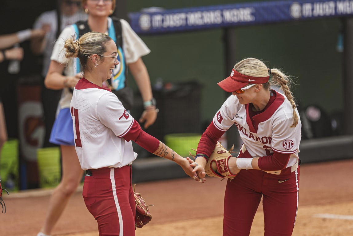 Top women's softball photos from Thursday at the SEC tournament