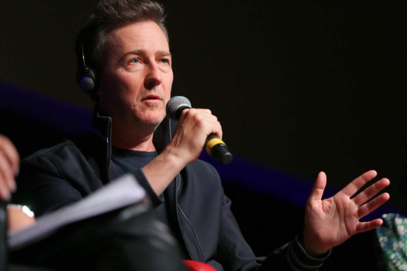 Harrison Ford, Hugh Jackman, Sandra Bullock, Robert De Niro, Elijah Wood, Jude Law, Meryl Streep, Chris Rock, Jeff Daniels, Daniel Day-Lewis, Rachel McAdams, Bill Murray, Michael Fassbender, John Travolta, Nicole Kidman, Harvey Keitel, James McAvoy, Russell Crowe, Vera Farmiga, Robert Pattinson, Sarah Jessica Parker, Chris Hemsworth, Daniel Radcliffe, Josh Hartnett, Christopher Walken, Mark Ruffalo, Neve Campbell, Edward Norton