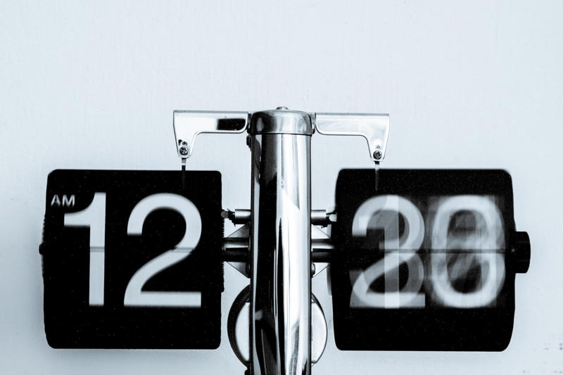 A monumental clock, Jeff Bezos, the great investor, The construction of the clock, Danny Hillis, the mastermind, Hillis resume, Long Now Foundation, An organization that fosters long-term thinking, 'The Clock of The Long Now', Where is it being built?, What is it made of?, Solar energy, Sunlight: time settings, Will time corrode it?, The perfect spot of a clock, The ticking of the clock, The big question, The answer is reflection, Philosophical questions, Danny Hillis statement on the Foundation page, Art and science