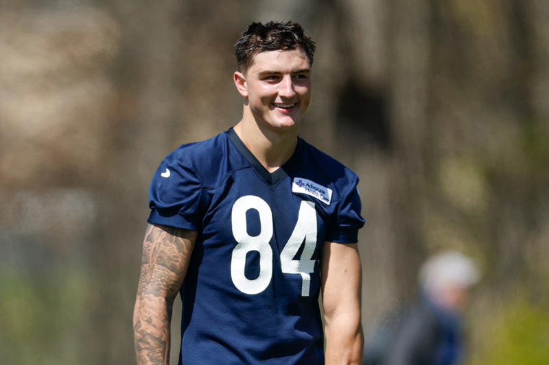 10. QB Case Keenum, 9. WR Luther Burden III, 8. Dayo Odeyingbo, 7. Ozzy Trapilo, 6. OG Jonah Jackson, 5. TE Colston Loveland, 4. C Drew Dalman, 3. DT Grady Jarrett, 2. OG Joe Thuney, 1. HC Ben Johnson