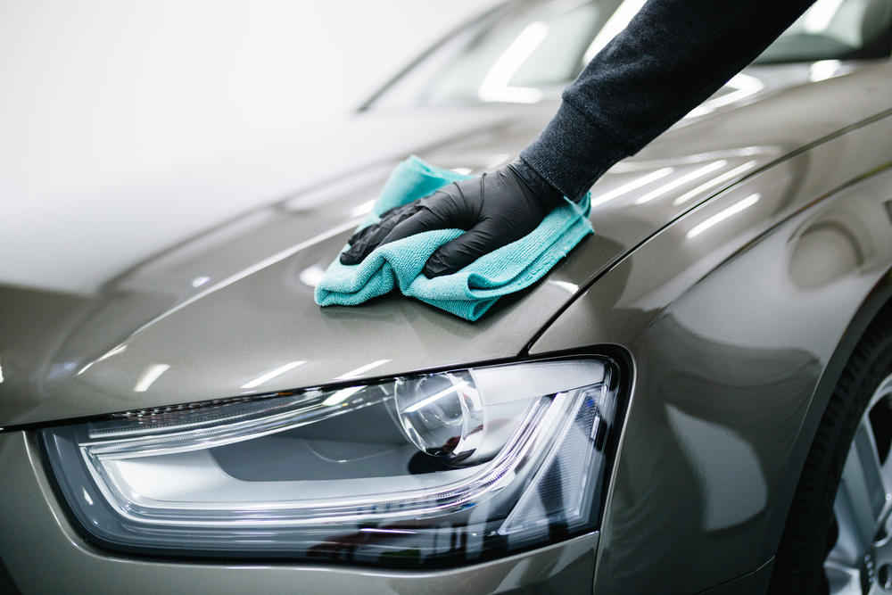1: Preparation Is Key, 2: Clear Out the Car First, 3: Use a Handheld Vacuum, 4: All-Purpose Interior Cleaner, 5: Wash Exterior Top to Bottom, 6: Quick Wheel &amp; Tire Care, 7: Fast Window Cleaning, 8: Quick Dry with Microfiber Towels, 9: Spray Wax for Instant Shine