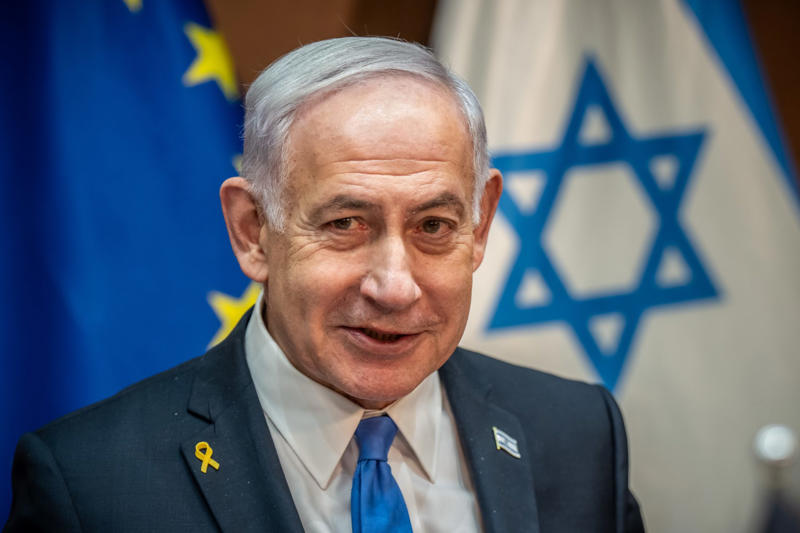 Netanyahu's rhetoric, Since 1995, A recollection of all of Netanyahu’s statements, Nuclear weapons before the year 2000?, 250 bombs in a decade, 'Messianic and apocalyptic cult', The 2012 Atomic Bomb Drawing, A recurring alert, 'They have the means to do it', A dangerous rhetoric, A top nuclear power themselves