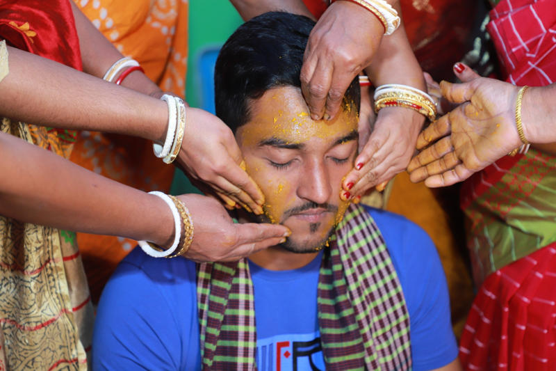 Purification Single person, Bride waits at the altar, Time to get married!, Most often worn accessories, Most-worn accessories, Purification, Welcome!, The curtain between the bride and groom, The father hands over the bride, The power of the cord, Red powder, Rain of rice, Circling the sacred fire