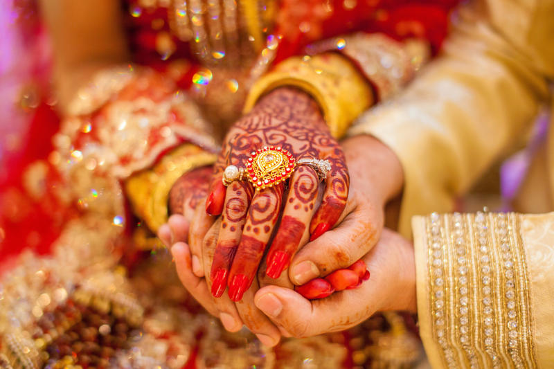 Henna Single person, Bride waits at the altar, Time to get married!, Most often worn accessories, Most-worn accessories, Purification, Welcome!, The curtain between the bride and groom, The father hands over the bride, The power of the cord, Red powder, Rain of rice, Circling the sacred fire