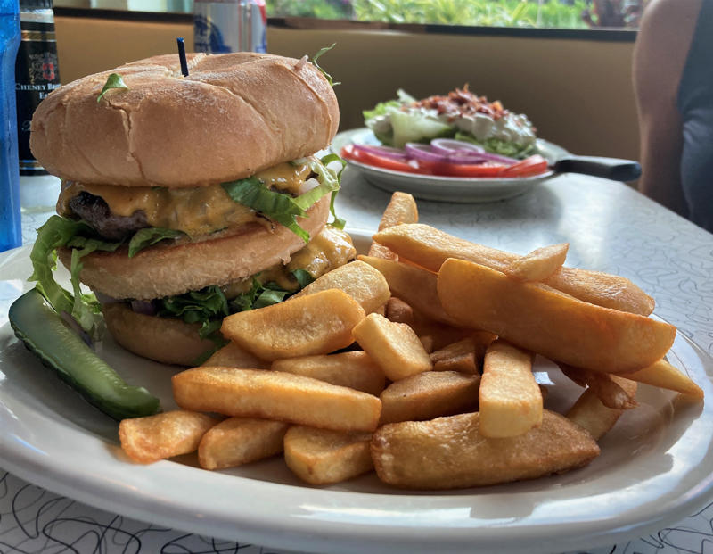 Brass Ring Pub, Habit Burger & Grill, 1000 North, The Butcher’s Club, Honor Bar, Café Boulud, Okeechobee Steakhouse, Hive Bakery & Café, Tropical Smokehouse, Howley’s, Palm Beach Meats, Mary Lou’s, Mia Rosebud, Meat Market