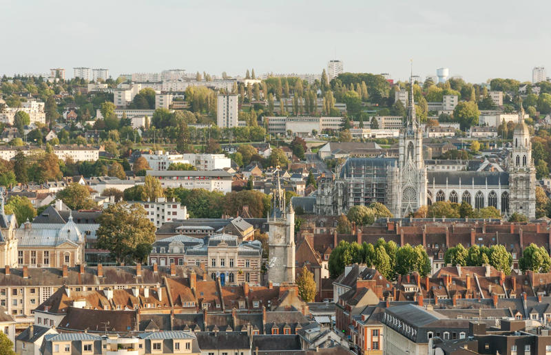 A home with hidden gold, France: $3.8 million (£2.9m) The people who struck gold in unexpected places, Gold coins found in a pub, Ireland: value unknown, South African gold coins, UK: up to 3,000 (£100k), US gold coins in a London garden, UK: 4,000 (£98.2k), Gold bars in an airport bin, South Korea: 9,000 (£240k), Crushed chalice in a potato field, UK: 3,000 (£250k), Gold hoard in a piano, UK: 5,000 (£500k), Gold bars in a back garden, France: 7,000 (£666k), A home with hidden gold, France: .8 million (£2.9m), Gold Rush hoard buried under a tree, USA: million (£7.5m)