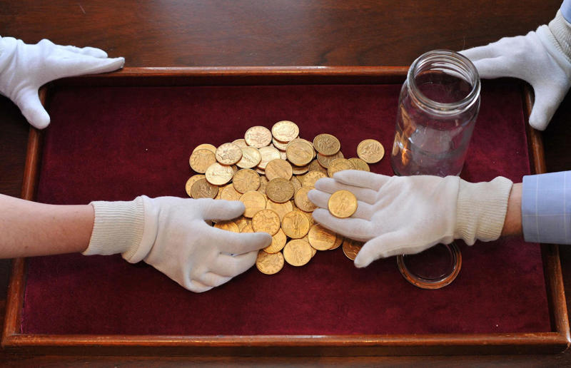 US gold coins in a London garden, UK: $154,000 (£98.2k) The people who struck gold in unexpected places, Gold coins found in a pub, Ireland: value unknown, South African gold coins, UK: up to 3,000 (£100k), US gold coins in a London garden, UK: 4,000 (£98.2k), Gold bars in an airport bin, South Korea: 9,000 (£240k), Crushed chalice in a potato field, UK: 3,000 (£250k), Gold hoard in a piano, UK: 5,000 (£500k), Gold bars in a back garden, France: 7,000 (£666k), A home with hidden gold, France: .8 million (£2.9m), Gold Rush hoard buried under a tree, USA: million (£7.5m)
