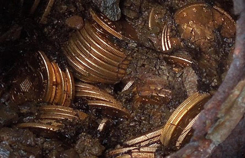 Gold Rush hoard buried under a tree, USA: $10 million (£7.5m) The people who struck gold in unexpected places, Gold coins found in a pub, Ireland: value unknown, South African gold coins, UK: up to 3,000 (£100k), US gold coins in a London garden, UK: 4,000 (£98.2k), Gold bars in an airport bin, South Korea: 9,000 (£240k), Crushed chalice in a potato field, UK: 3,000 (£250k), Gold hoard in a piano, UK: 5,000 (£500k), Gold bars in a back garden, France: 7,000 (£666k), A home with hidden gold, France: .8 million (£2.9m), Gold Rush hoard buried under a tree, USA: million (£7.5m)