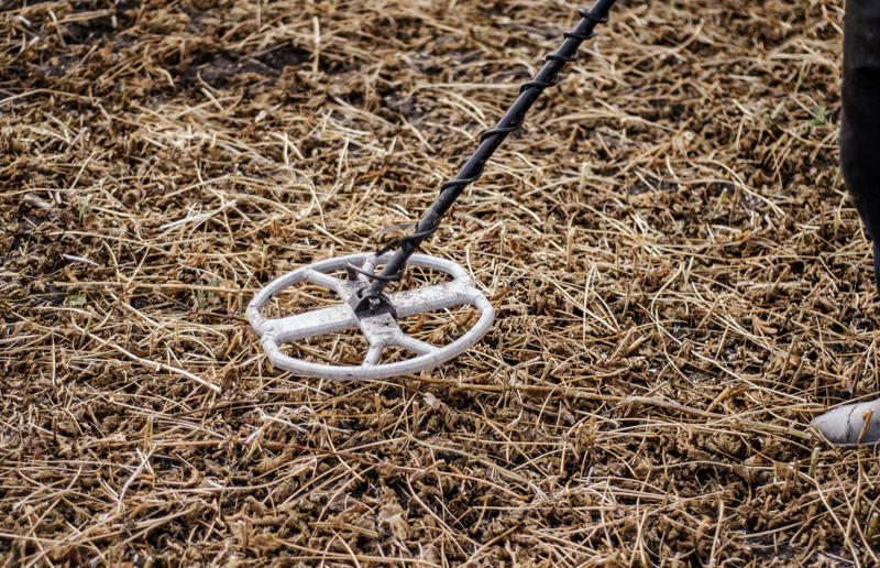 Crushed chalice in a potato field, UK: $333,000 (£250k) The people who struck gold in unexpected places, Gold coins found in a pub, Ireland: value unknown, South African gold coins, UK: up to 3,000 (£100k), US gold coins in a London garden, UK: 4,000 (£98.2k), Gold bars in an airport bin, South Korea: 9,000 (£240k), Crushed chalice in a potato field, UK: 3,000 (£250k), Gold hoard in a piano, UK: 5,000 (£500k), Gold bars in a back garden, France: 7,000 (£666k), A home with hidden gold, France: .8 million (£2.9m), Gold Rush hoard buried under a tree, USA: million (£7.5m)