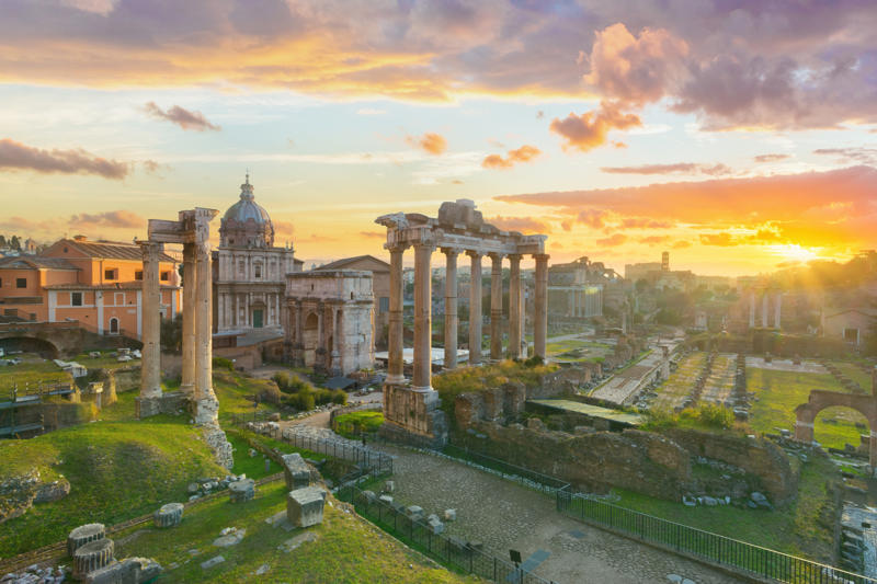 Lived in Rome Powerful name, She was not Egyptian, Married her brothers, She was not pretty, Intelligent, Lived in Rome, Billionaire, Claimed to be the reincarnation of the Goddess Isis, Last love, Death bed, Another method