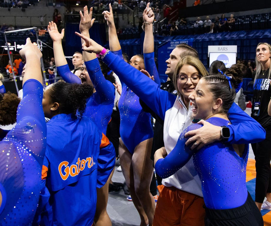 Awesome photos of the elite Florida Gators gymnastics team