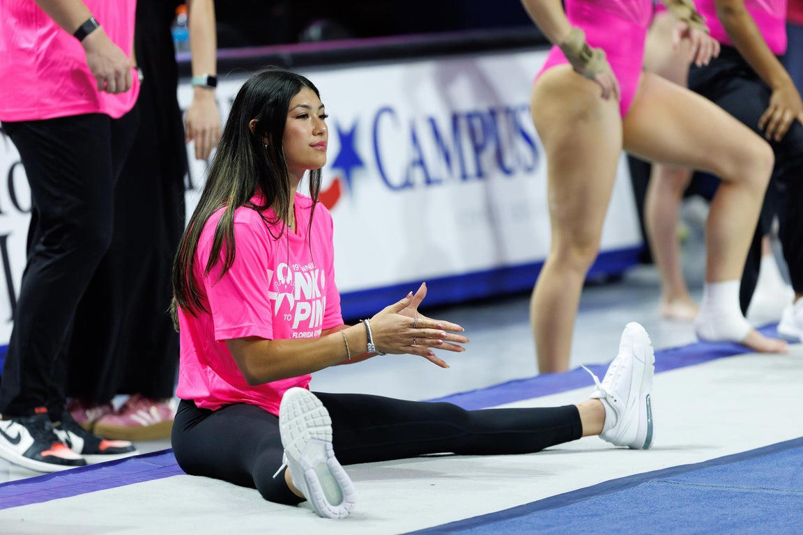 Awesome photos of the elite Florida Gators gymnastics team