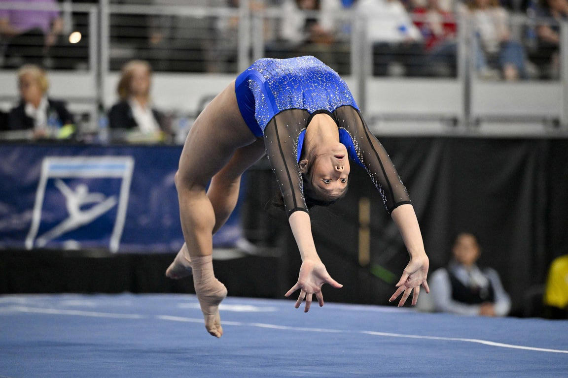 Awesome photos of the elite Florida Gators gymnastics team