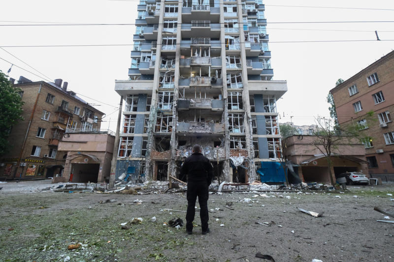 The world's most dangerous countries to visit in 2025 Global risk assessment, Venezuela, Central African Republic, Afghanistan, Ethiopia, Honduras, Democratic Republic of the Congo, Papua New Guinea, Pakistan, A stark contrast when it comes to the safest countries