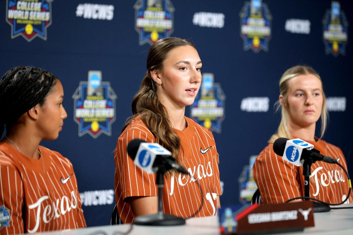 Remarkable photos of Texas softball ace Teagan Kavan