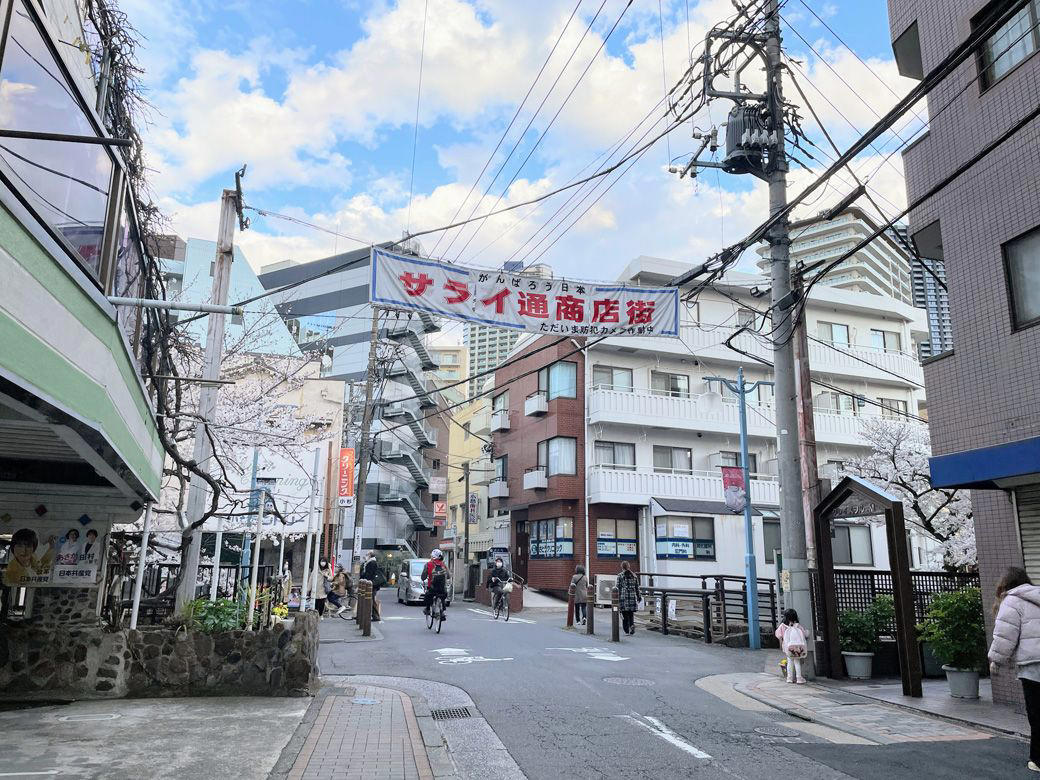 タワマンが建つ前、武蔵小杉には何があったのか, タワマンのメリット・デメリット, 地元の住民はタワマンの住民を「新住民」と呼ぶ, タワマンが立つ前からずっとあるマンション, 最後の町内会長「こっちとあっちじゃまったく別の環境」, タワマンへ移り住む地元住民たち