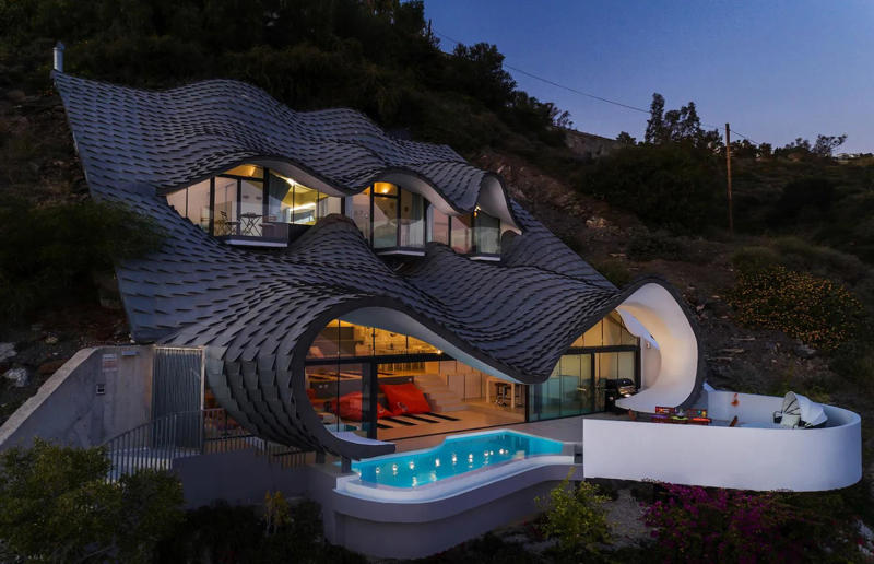 Cliff House, Granada, Spain Blindingly beautiful metal homes, Bellbrae House, Victoria, Australia, Galvalum-wrapped home, California, USA, Joshua Tree Folly, California, USA, Tin House, London, UK, Cliff House, Granada, Spain, Copper house, Sibiu, Romania, Balancing Barn, Suffolk, UK, Three Capes Cabin, Tasmania, Australia