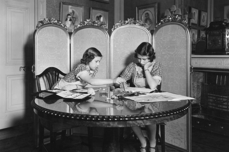 Why did Queen Elizabeth’s father become king?, Elizabeth’s father prioritized preparing her for the throne, King George VI’s family was close and supportive, Queen Elizabeth’s father taught Elizabeth humility, King George VI’s coronation was a teaching moment for Elizabeth, George refocused Elizabeth’s studies to prepare her to reign, Queen Elizabeth’s father instilled in her a sense of duty, Elizabeth modeled her father’s sense of duty, George involved Elizabeth in royal duties abroad, Queen Elizabeth’s father also helped prepare the public, King George VI made Queen Elizabeth his royal proxy, How did King George VI pass away?, About the expert