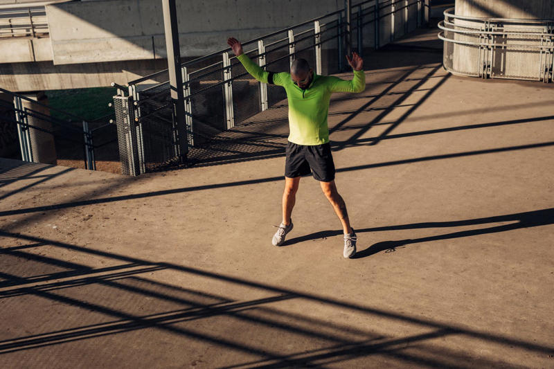 Jumping Jacks Are a Dynamic Warmup You’ll Actually Do, Jumping Jacks Are a Low-Risk Way to Build Power, Jumping Jacks Are a Great Conditioning Option for Bigger Guys, 3 Ways to Use Jumping Jacks in Your Training