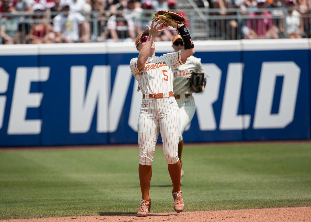 Outstanding softball photos from Texas' first ever WCWS win over Oklahoma