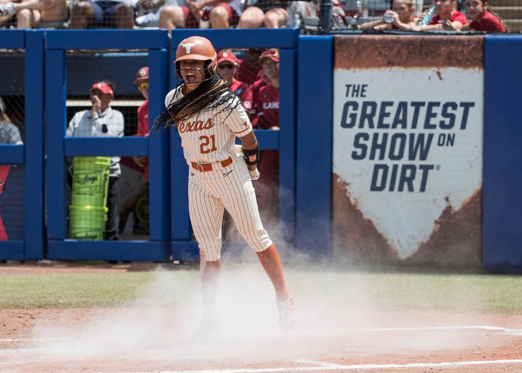 Outstanding softball photos from Texas' first ever WCWS win over Oklahoma