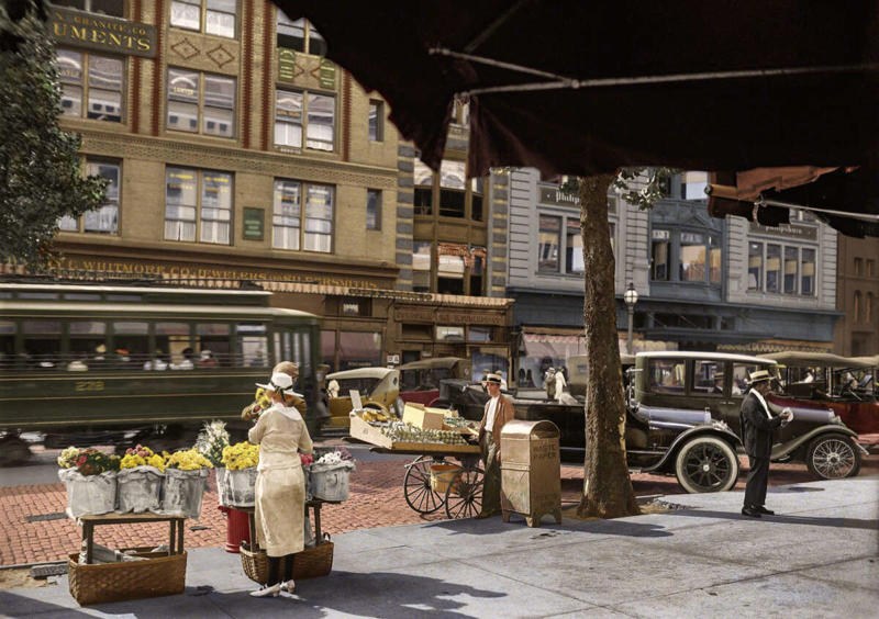 14. A street scene in Washington, D.C., 1921 1. American actor Buster Keaton, 1920, 2. This mechanic is fixing a steam pump in an electrical plant, 1920, 3. Mary Pickford and Douglas Fairbanks boarding a ship for their honeymoon, 1920, 4. Vladimir Lenin, July 1920, 5. Farmers market in New Orleans, early 1920s, 6. Main Street in Fall River, MA, 1920, 7. A street vendor in the streets of New Orleans, early 1920s, 8. The Art Hickman Orchestra, 1920, 9. Charles Ponzi, 1920, 10. Orchard Street, NYC, 1920, 11. The mugshot of Herbert Ellis, 1920, 12. The Belgian National team, 1921, 13. Albert Einstein, March, 1921, 14. A street scene in Washington, D.C., 1921, 15. Car crash in Washington, 1921, 16. Motorized unicycle, 1921, 17. Albert Einstein and his wife, Elsa Einstein, 1921, 18. Sergeant Stubby wearing his military uniform and decorations, 1921, 19. Marilyn Miller in New York, 1921