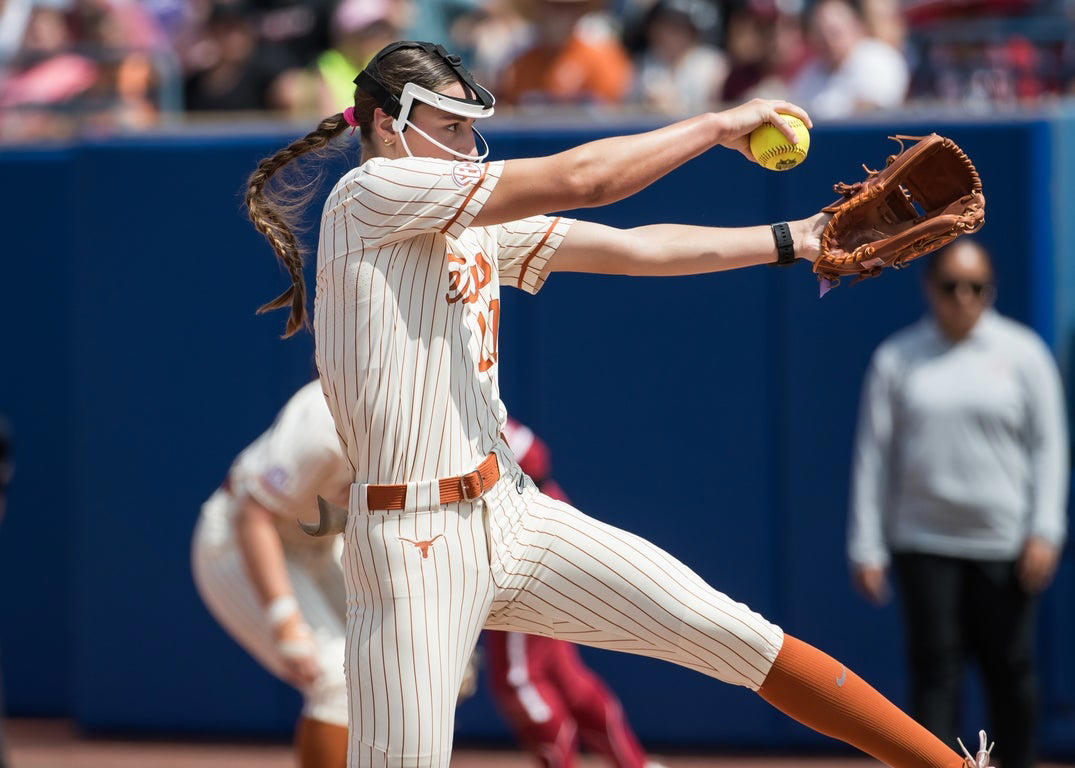 Stellar softball photos from this weekend at the Women's College World Series