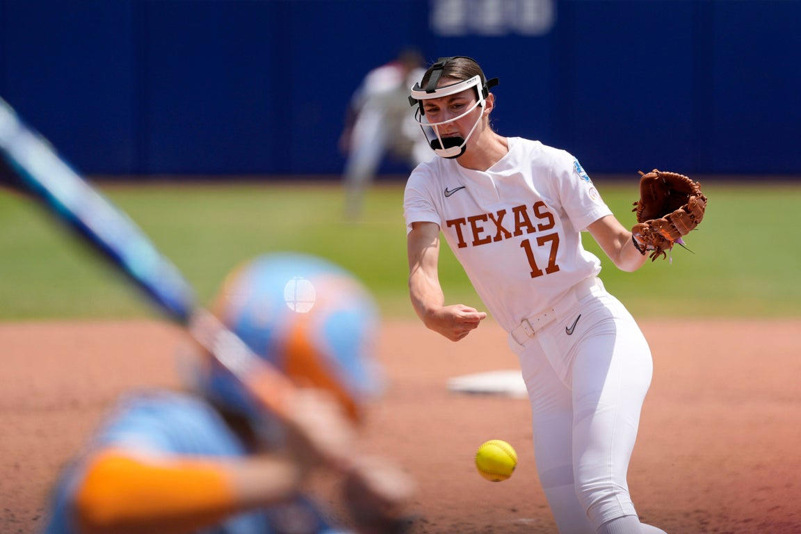 Awesome photos of Texas pitcher Teagan Kavan