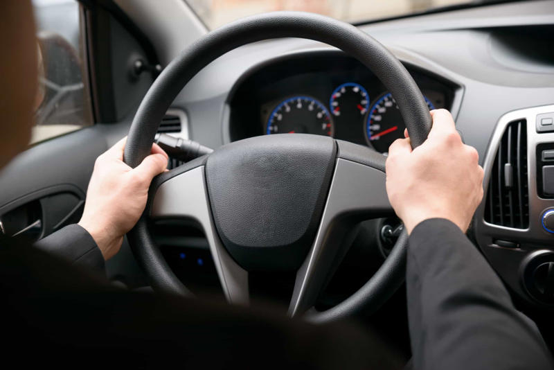 Steering wheel Check the outside, Bodywork, Engine bay, Timing belt, Electrical components, Air conditioning, Transmission, Steering wheel, Documents