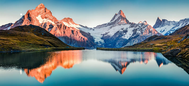 15. Colombia – 3,250 lakes, 14. Switzerland – 7,000 lakes, 13. Belarus – 11,000 lakes, 12. Australia – 11,400 lakes, 11. Peru – 12,000 lakes, 10. Kazakhstan – 12,400 lakes, 9. Argentina – 13,600 lakes, 8. Norway – 20,000 lakes, 6. Sweden – 22,600 lakes, 5. China – 23,800 lakes, 4. United States – 102,500 lakes, 3. Finland – 188,000 lakes, 2. Russia – 201,200 lakes, 1. Canada – 879,800 lakes