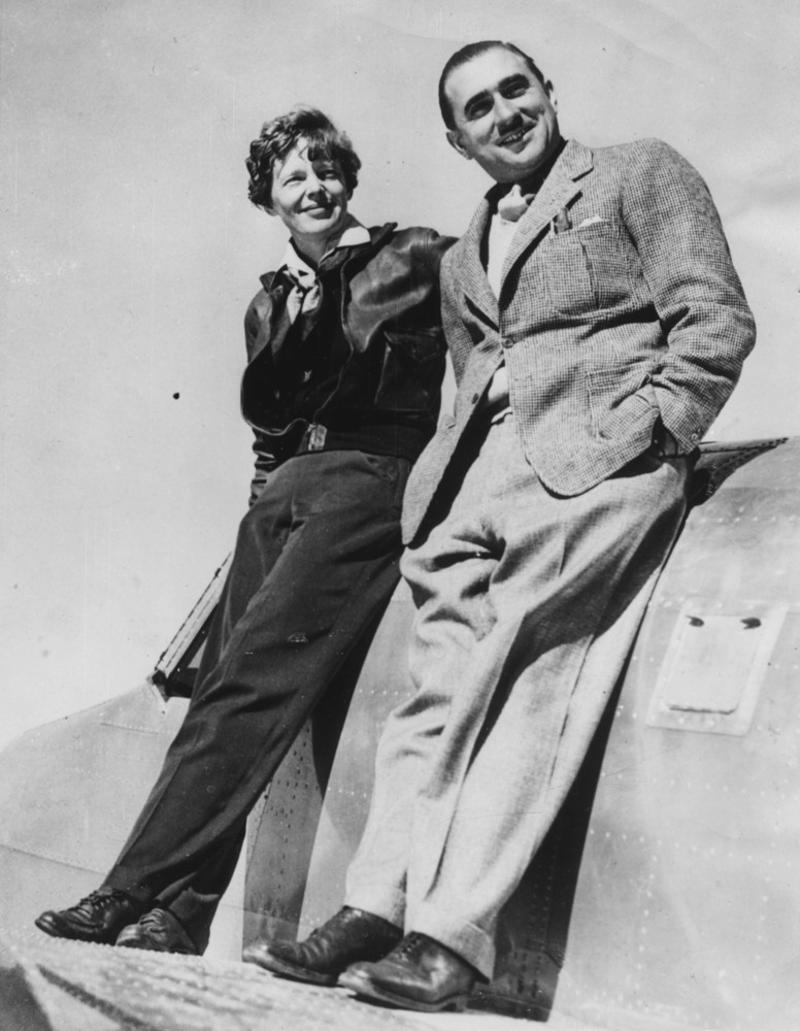 Early life, Queen of the air, Last flight, first attempt, Last flight, second attempt, Disappearance, Declared dead, The plot weakens again, Nikumaroro, Reexamination of the bones, Searching for bones, The working theory, Modern science, His findings, Research, 1929 shipwreck