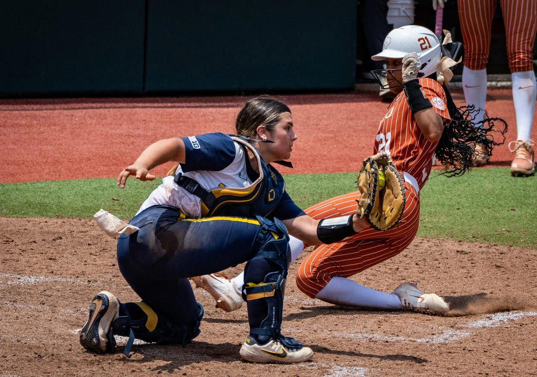 Our top images from the 2025 NCAA Softball Tournament, so far