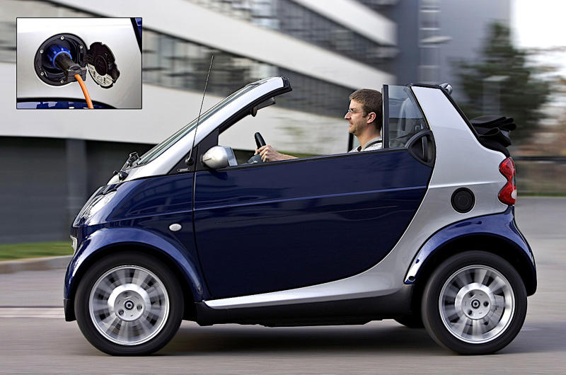 Smart fortwo ed Audi e-tron, BMW 1602 Elektro-Antrieb, Buick Velite 5, Cadillac Lyriq, Chevrolet S-10 EV, Citroën AX Electrique, Dacia Spring, Fiat Panda Elettra, Ford Ranger EV, General Motors EV1, Honda EV Plus, Hummer EV Pickup, Hyundai BlueOn, Jaguar I-Pace, Kia Soul EV, Mercedes Electrique, Nissan Tama, Opel Elektro GT, Peugeot VLV, Polestar 2, Porsche P1, Renault Celtaquatre, Skoda EV truck, Smart fortwo ed, Tesla Roadster, Toyota RAV4 EV, Vauxhall Ampera, Volkswagen Elektro-Transporter, Volvo C30 Electric