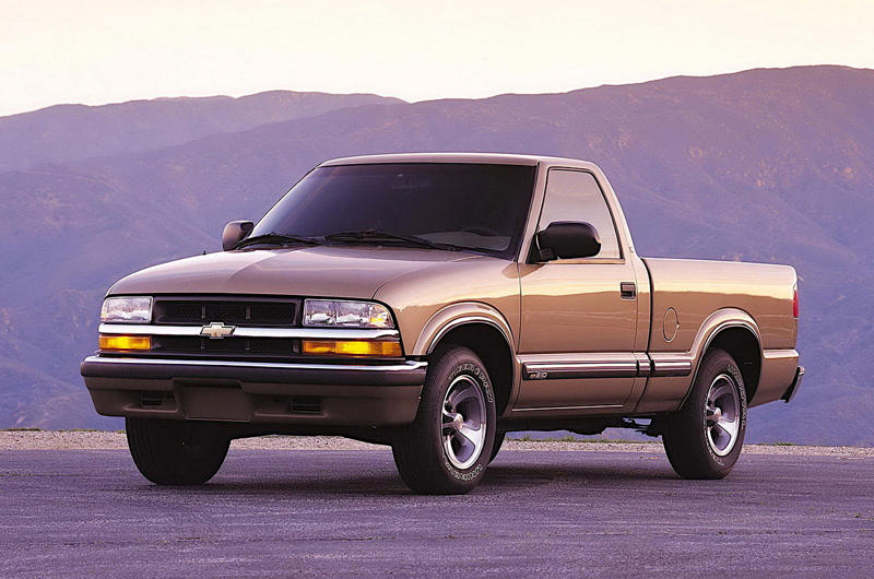 Chevrolet S-10 EV Audi e-tron, BMW 1602 Elektro-Antrieb, Buick Velite 5, Cadillac Lyriq, Chevrolet S-10 EV, Citroën AX Electrique, Dacia Spring, Fiat Panda Elettra, Ford Ranger EV, General Motors EV1, Honda EV Plus, Hummer EV Pickup, Hyundai BlueOn, Jaguar I-Pace, Kia Soul EV, Mercedes Electrique, Nissan Tama, Opel Elektro GT, Peugeot VLV, Polestar 2, Porsche P1, Renault Celtaquatre, Skoda EV truck, Smart fortwo ed, Tesla Roadster, Toyota RAV4 EV, Vauxhall Ampera, Volkswagen Elektro-Transporter, Volvo C30 Electric