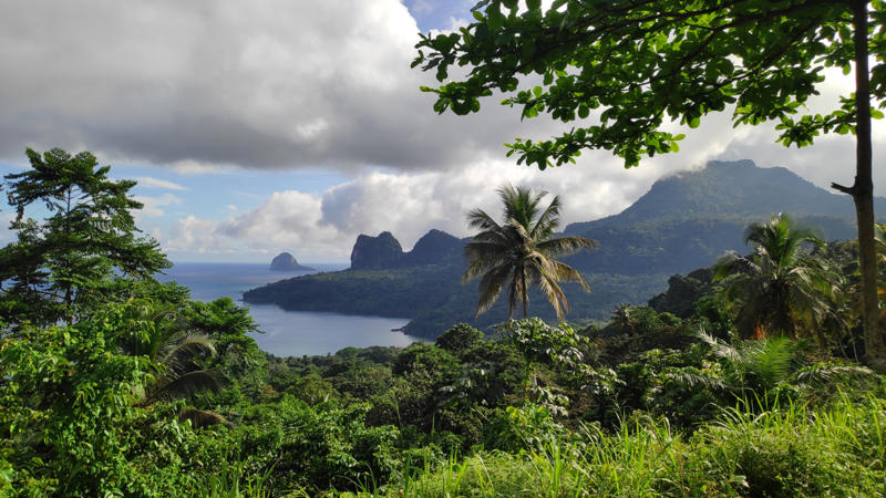 8. São Tomé and Príncipe 10. Guinea-Bissau, 9. Comoros, 8. São Tomé and Príncipe, 7. Solomon Islands, 6. Montserrat, 5. Micronesia, 4. Kiribati, 2. Marshall Islands, 1. Tuvalu