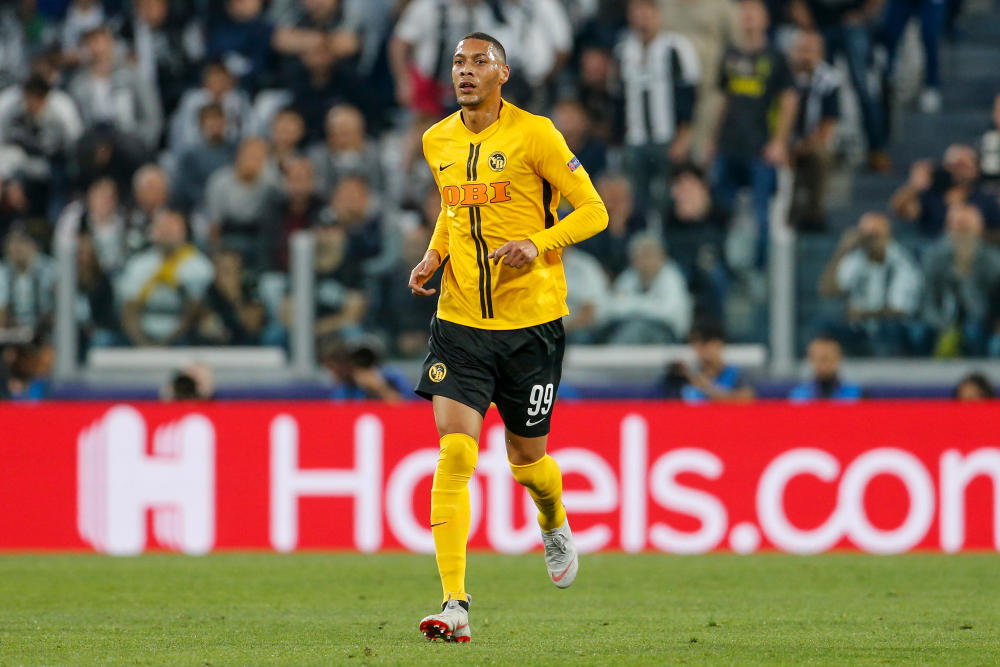 19. Guillaume Hoarau – 51 Headed Goals 20. Romelu Lukaku – 51 Headed Goals, 19. Guillaume Hoarau – 51 Headed Goals, 18. Olivier Giroud – 52 Headed Goals, 17. Sergio Ramos – 52 Headed Goals, 16. Harry Kane – 53 Headed Goals, 15. Islam Slimani – 53 Headed Goals, 14. Peter Crouch – 56 Headed Goals, 13. Zlatan Ibrahimovic – 58 Headed Goals, 12. Edinson Cavani – 58 Headed Goals, 11. Miroslav Klose – 58 Headed Goals, 10. Karim Benzema – 59 Headed Goals, 9. Mario Mandzukic – 60 Headed Goals, 8. Edin Džeko – 62 Headed Goals, 7. Aritz Aduriz – 63 Headed Goals, 6. Bas Dost – 68 Headed Goals, 5. Radamel Falcao – 71 Headed Goals, 4. Fernando Llorente – 77 Headed Goals, 3. Robert Lewandowski – 83 Headed Goals, 2. Luuk De Jong – 84 Headed Goals, 1. Cristiano Ronaldo – 112 Headed Goals